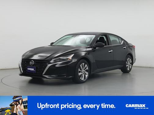 Black 2023 Nissan Altima S