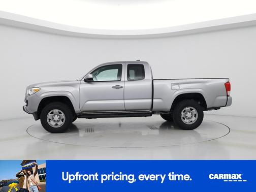 Gray 2017 Toyota Tacoma SR5