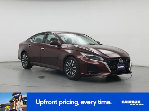 2023 Nissan Altima SV