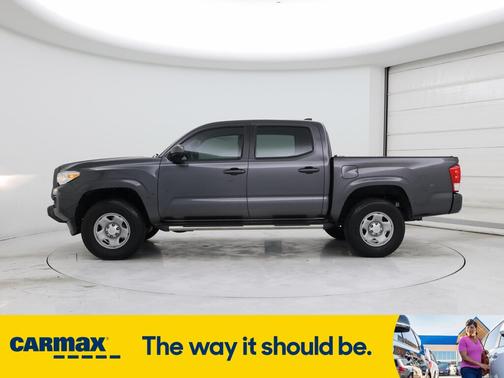2017 Toyota Tacoma SR