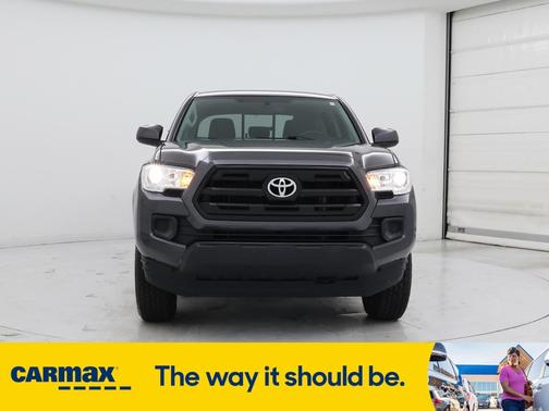 2017 Toyota Tacoma SR