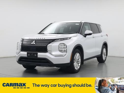 2022 Mitsubishi Outlander ES