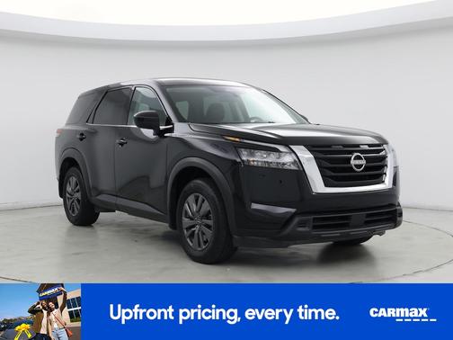 2024 Nissan Pathfinder S