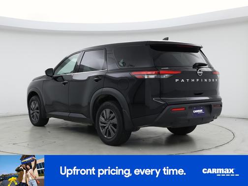 2024 Nissan Pathfinder S