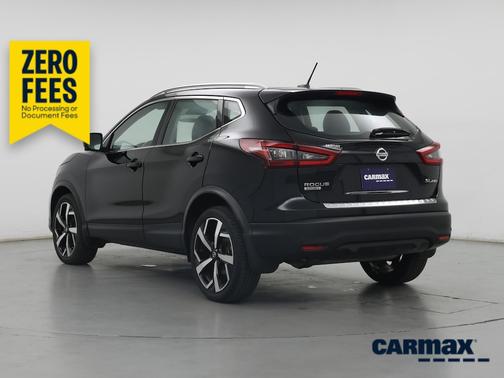 Black 2022 Nissan Rogue Sport SL