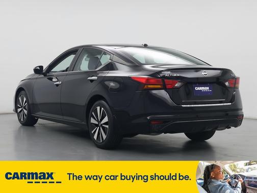 2022 Nissan Altima SV