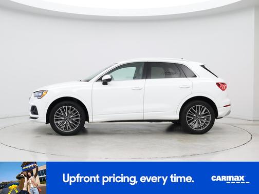 White 2022 Audi Q3 Premium