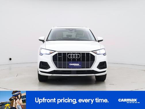 White 2022 Audi Q3 Premium