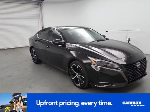 2024 Nissan Altima SR