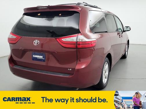 2017 Toyota Sienna LE