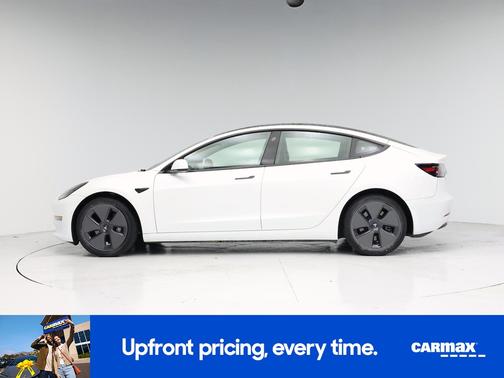 White 2022 Tesla Model 3