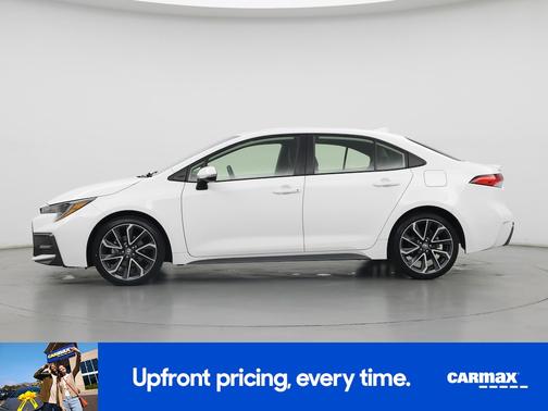 White 2022 Toyota Corolla SE