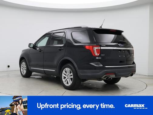 Black 2018 Ford Explorer XLT