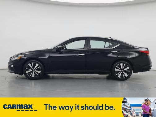2022 Nissan Altima SV