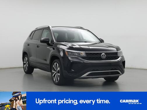 Black 2024 Volkswagen Taos SE