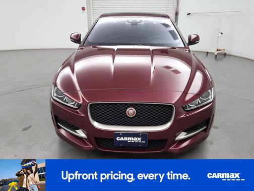 2017 Jaguar XE 