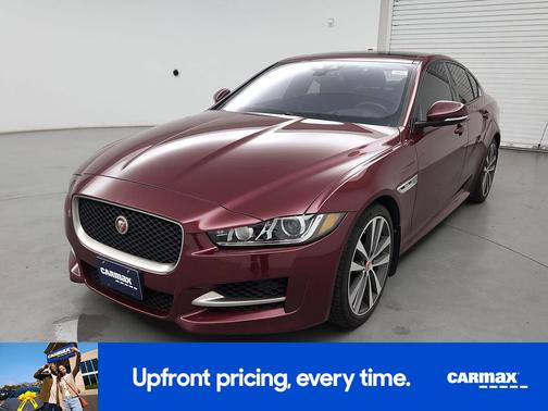 2017 Jaguar XE 35t R-Sport