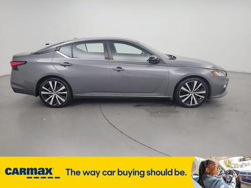2020 Nissan Altima SR