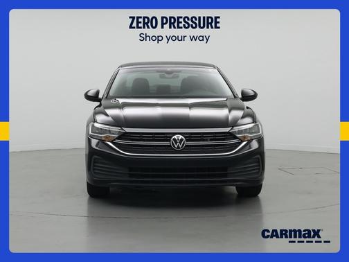 Black 2024 Volkswagen Jetta SE