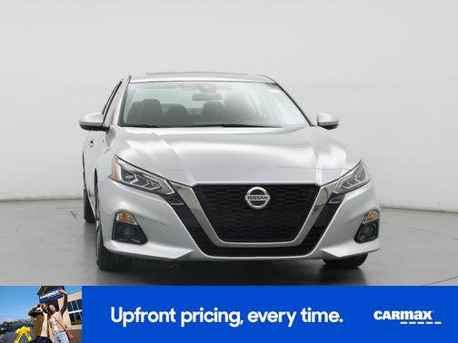 Silver 2022 Nissan Altima SL