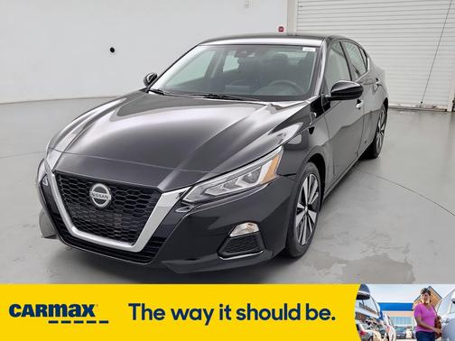 2022 Nissan Altima SV