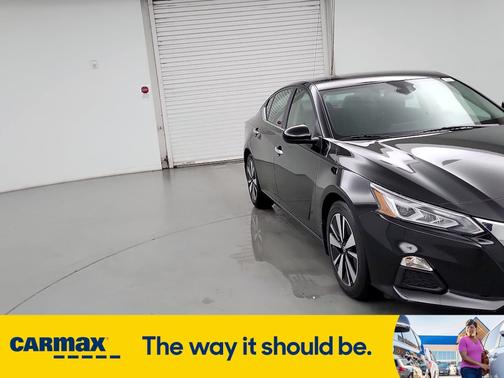 2022 Nissan Altima SV