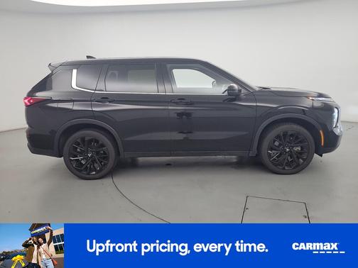 2024 Mitsubishi Outlander SE Black Edition