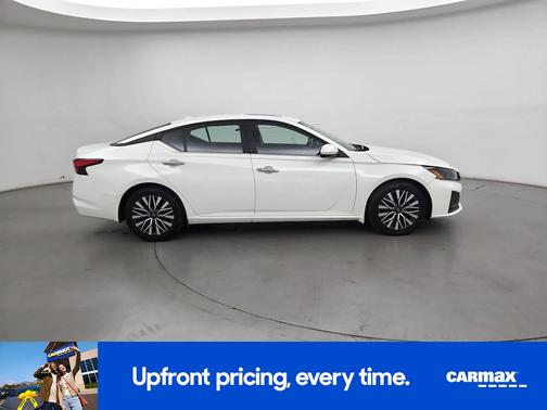 2023 Nissan Altima SV