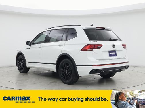 2022 Volkswagen Tiguan SE R-Line Black