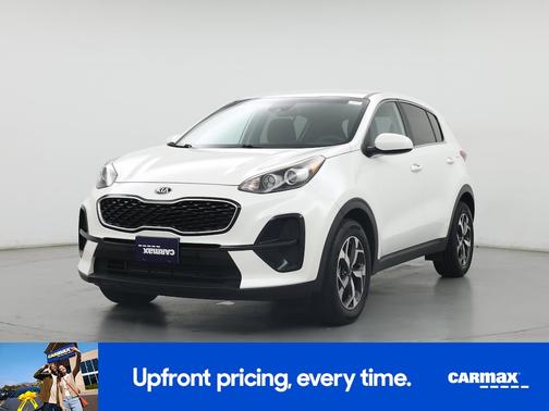 White 2021 Kia Sportage LX