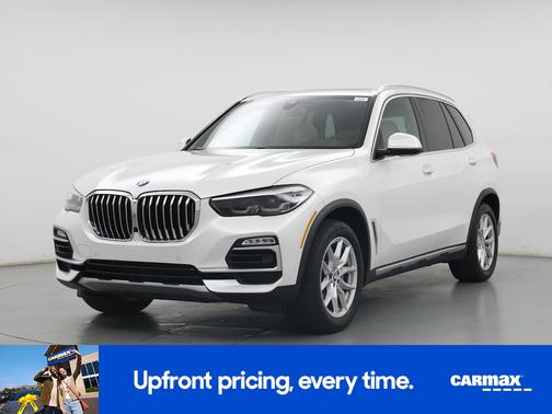White 2019 BMW X5 xDrive40i