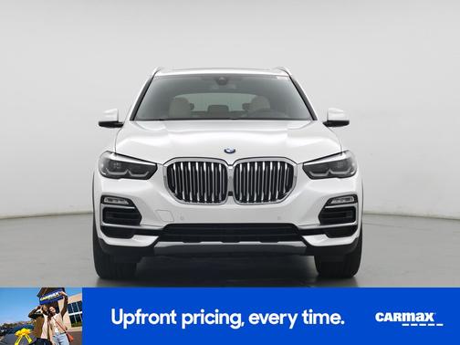 White 2019 BMW X5 xDrive40i
