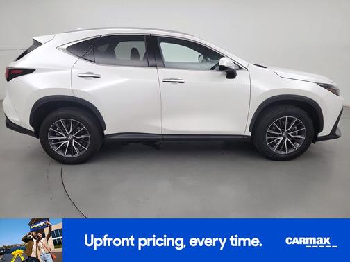 White 2023 Lexus NX 250 Premium