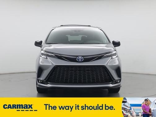 2025 Toyota Sienna XSE