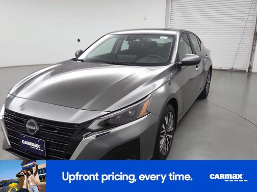 2023 Nissan Altima SV