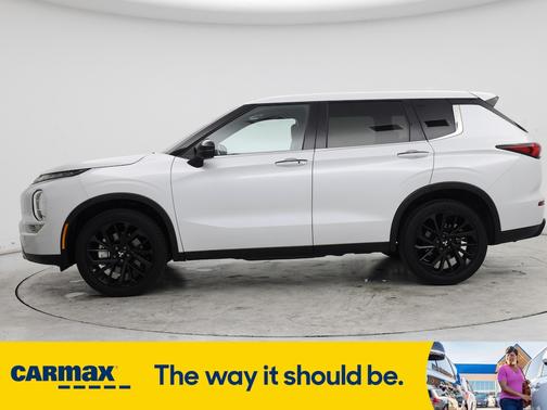 2024 Mitsubishi Outlander SE Black Edition