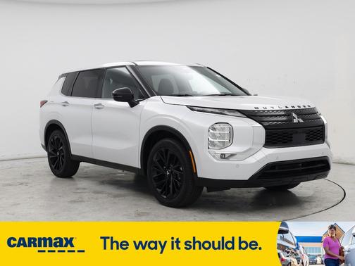 2024 Mitsubishi Outlander SE Black Edition