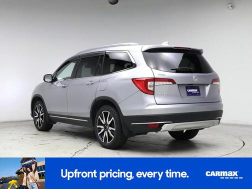 2015 Nissan NV Passenger NV3500 HD SL