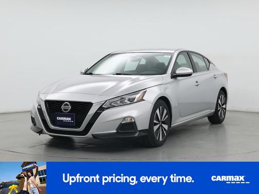 2022 Nissan Altima SV