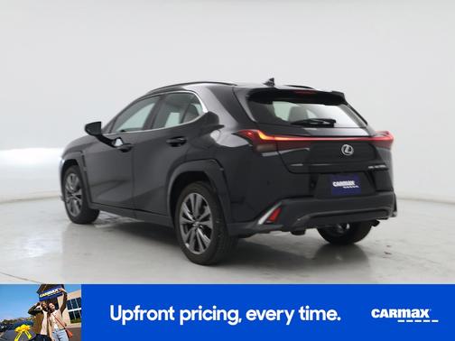 2025 Lexus UX 300h F-SPORT Handling