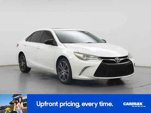 Pearl 2016 Toyota Camry Special Edition