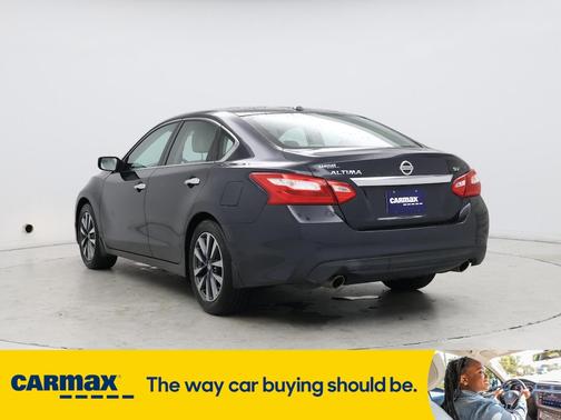 2017 Nissan Altima SV