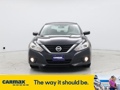 2017 Nissan Altima SV