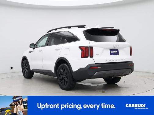 White 2022 Kia Sorento X-Line S