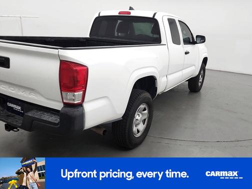 2017 Toyota Tacoma SR