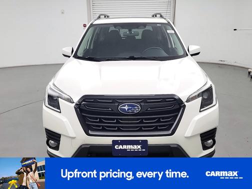 White 2022 Subaru Forester Premium