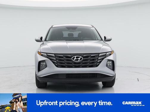 Silver 2024 Hyundai TUCSON SE