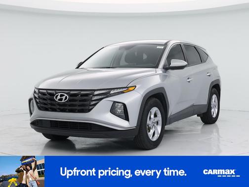 Silver 2024 Hyundai TUCSON SE