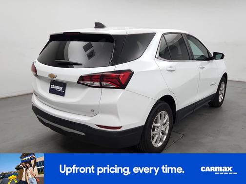 White 2022 Chevrolet Equinox LT