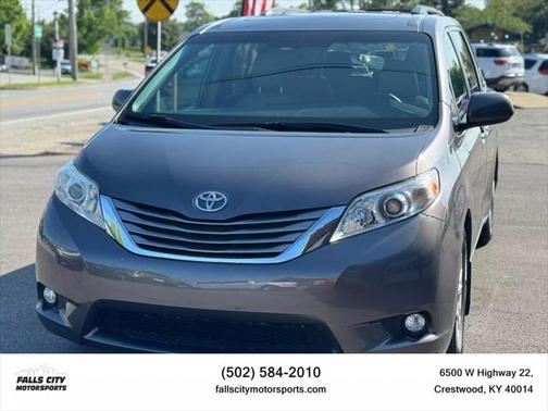 2015 Toyota Sienna XLE